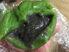 芝麻青团-许阿姨糕团店(南京总店)
