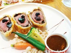 -Famous肥猫墨西哥音乐餐吧(五棵松华熙LIVE店)