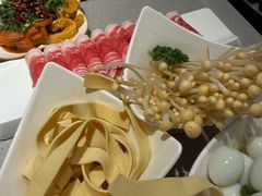 -海底捞火锅(漫乐城夜宵主题店)