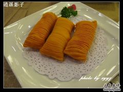 奶黄雪蛤酥-唐宫海鲜舫