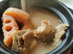 -莲餐厅·湖北菜·潜江小龙虾店(愚园路店)