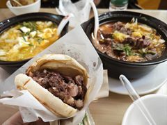-闫家驴肉老店(华电一校店)