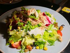希腊蓝莓酸奶牛油果金枪鱼沙拉-Lets burger非常汉堡·环球风味(蓝色港湾店)