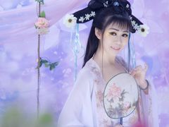 晴柔-九月鹰飞汉服摄影工作室