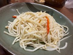 思茅甜笋-老滇山寨•云南特色菜•地方菜•民族风情歌舞表演(金碧店)