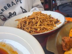 -川流不息·地道川菜·小龙虾(松东路店)