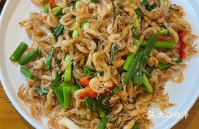 Scallion Stir-fried River Shrimp