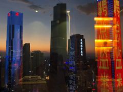 -得闲·高空SPA(东盟店)