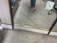-JIMMY CHOO(海港城精品店)