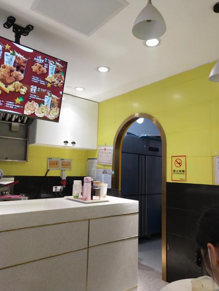 可以炸鸡店前台炸鸡店前台图片食品店铺前台实拍图食品店铺前台图片
