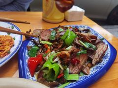 -郑件洋芋饭庄