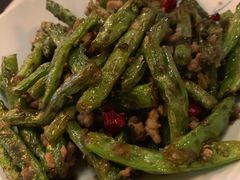 -爱啤精酿·民谣酒馆(滨江店)