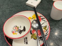 -新白鹿餐厅(湖滨银泰IN77C区店)