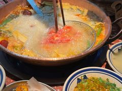 -洱火云南酸菜牛肉火锅(石景山当代商城店)