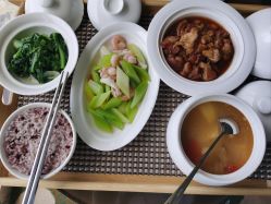 -臻康乃馨月子中心(集美店)