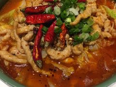 -渝是乎酸菜鱼(龙旗购物中心店)