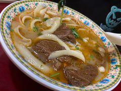 -金杨拉面王小吃面馆·牛三宝面·红烧牛肉粉