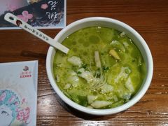 -渝是乎川渝小炒(新世界百货望京店)