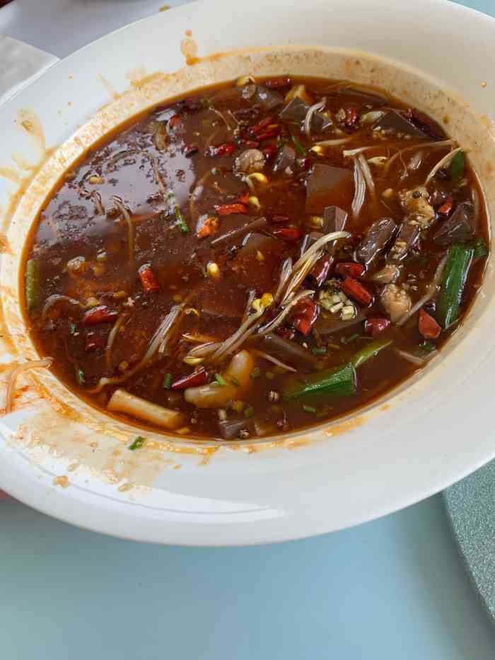 宽沟食府"新开了一家宽沟食府,周末一家老小六口过来.