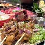 和姐妹来破路边提前过圣诞🎄🧑‍🎄咯