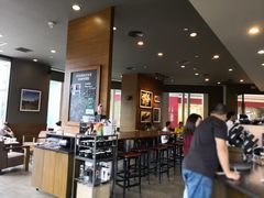 大堂-星巴克臻选(深圳龙华红山天虹店)