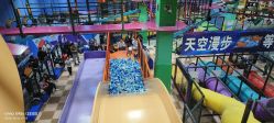 -欧酷世界动力星球(王府井奥莱UP TOWN店)
