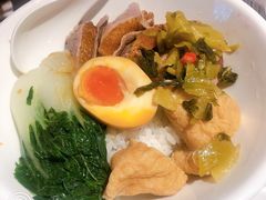 金奖卤鹅肉饭-陈鹏鹏潮汕菜(宝安机场T3航站楼店)