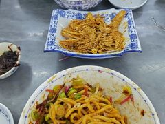 -海碗居老北京炸酱面(增光路店)