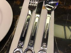 -1886德国汽车餐厅(外滩十六铺码头店)