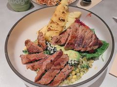 煎牛肉坚果米饭能量碗-Wagas沃歌斯(汇智店)