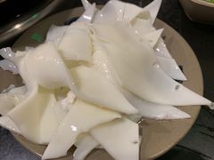 -洞亭火锅(防空洞总店)
