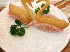 椿记榴莲酥-椿记烧鹅(建干路店)