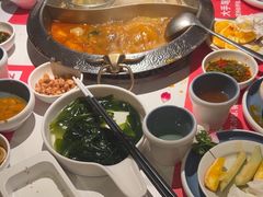 -左庭右院鲜牛肉火锅(金山万达店)