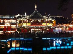 湖心亭夜景-豫园湖心亭茶楼