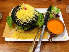 网红瀑布牛肉菠萝包-肥韬茶餐厅(南山mini店)