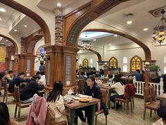大堂-清真·玛丽亚新疆菜主题餐厅(浙江中路店)