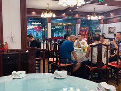 大堂-六和聚传统烤鸭.天津菜(和平店)