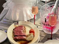 -MONICH牛排融合餐厅(和义大道购物中心店)