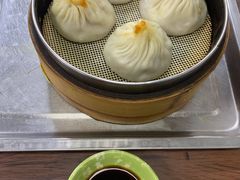 蟹黄汤包-鲁氏汤包王(长白街店)