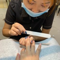 -纤指百魅美甲美睫