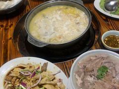 -侠成水上农庄(工业大道店)