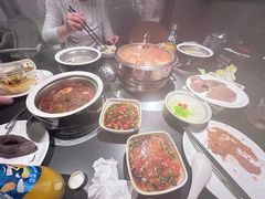 -钱小奴海鲜自助黑金店(杭州滨江龙湖店)