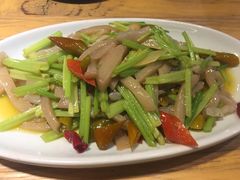 -钟记家菜(红专南路店)