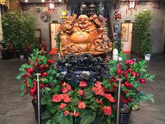 大堂-九花山烤鸭店