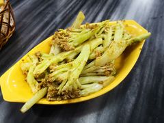 -黄师奶甜品店