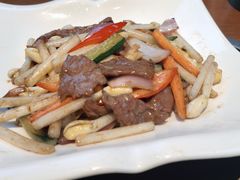 花生芽炒牛肉-味食家市师鸡(三元里店)