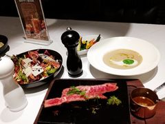 -Erman岩烧牛排(虹桥南丰城店)