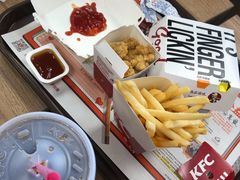 -肯德基(岱宗店)