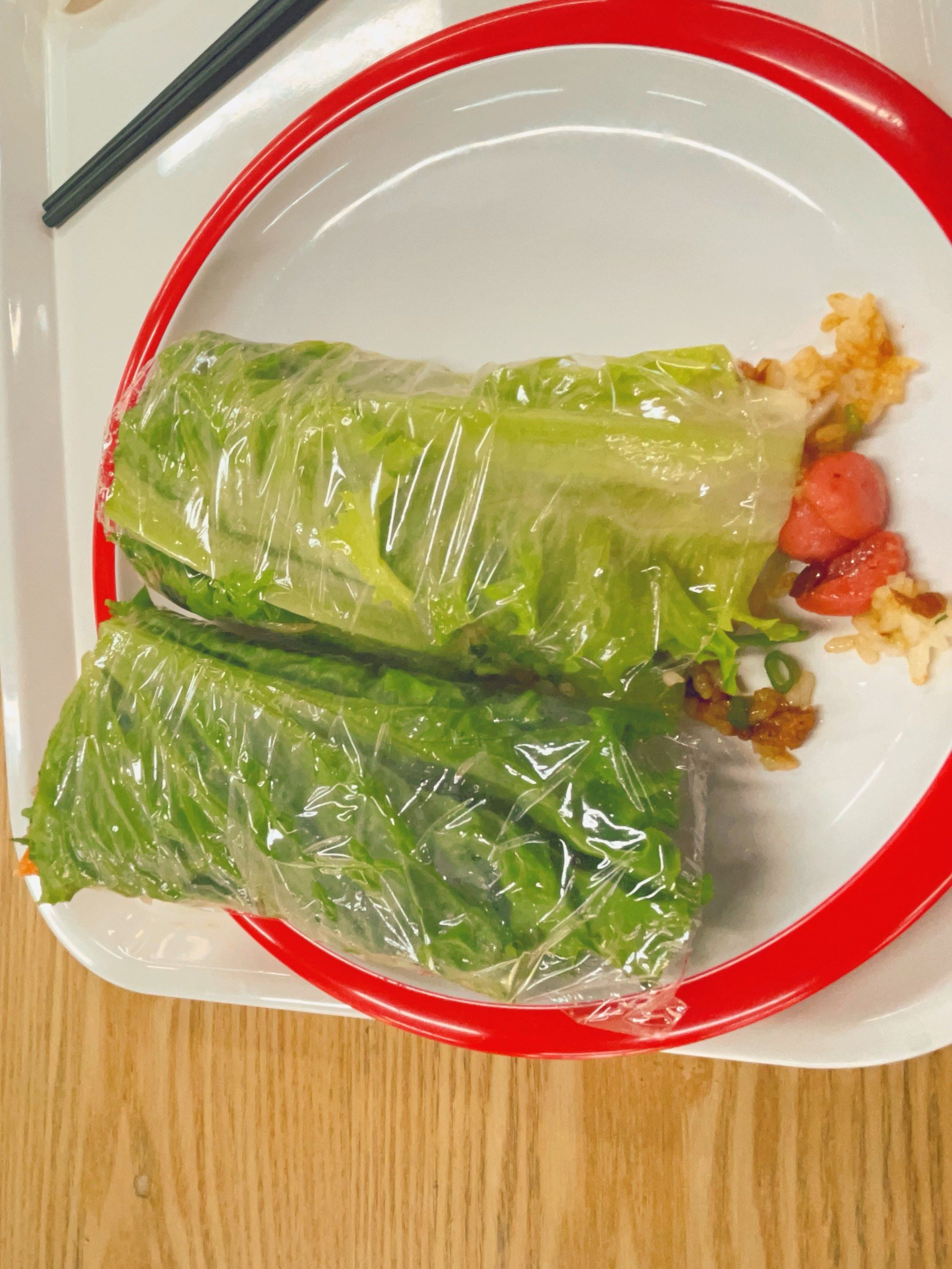 菜包饭还挺好吃