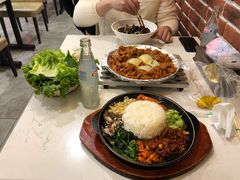 石板牛肉饭-釜山美食韩国炸酱面(长大店)